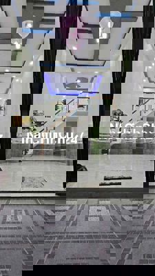 chủ cần bán căn nhà sau lưng chợ nữ dân công vla nhà mới khu dân cư hh