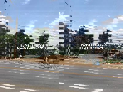 1 LÔ ĐẤT Ở MẶT TIỀN QUỐC LỘ 20 VỚI 543M2 CÂN TÌM CHỦ MỚI CHỈ 300T/M