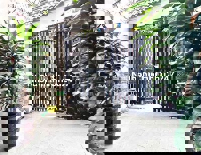 BÁN GẤP NHÀ CHÍNH CHỦ 1 ĐỜI 5 TẦNG KHU VIP BÀU CÁT. NHÀ MỚI ĐẸP Ở NGAY