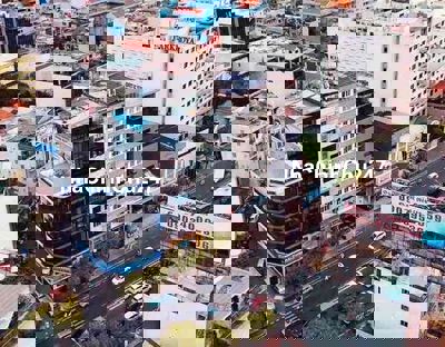 Nhà chính chủ - 7 tầng - Xe hơi ngủ trong nhà; Thông số đẹp, hiếm - MT