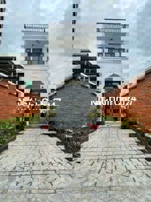 Tôi chính chủ cần bán gấp căn nhà gấp xoay tiền lo cho con  nằm viện