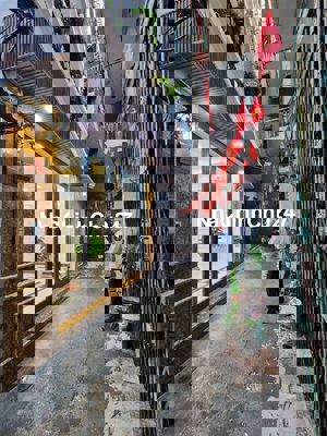 Tôi chính chủ bán nhà số 8 ngõ 1 ngách Thúy Lĩnh 48m,mt5m,7,9 tỷ,sổ