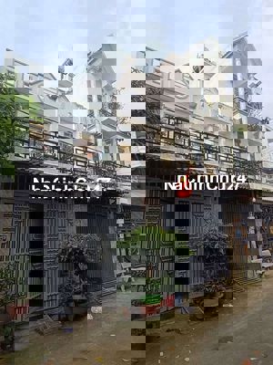 Chủ gởi 
Nhà 1/ phạm Thị giây 40m Đường bê tông 4 m xe hơi quay đầu