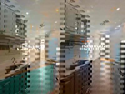 1 PHÒNG NGỦ BAN CÔNG LỚN NGAY ĐIỆN BIÊN PHỦ - VÒNG XOAY DÂN CHỦ