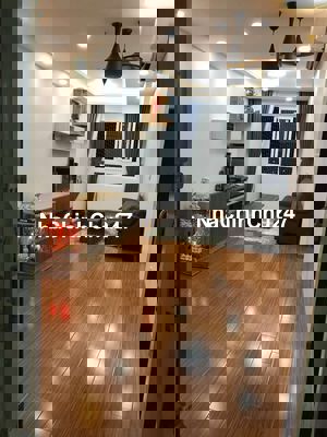 Chính chủ: Bán CH 74m2, 2PN, 2WC, PK, PB, NT full, 3,3 tỉ.