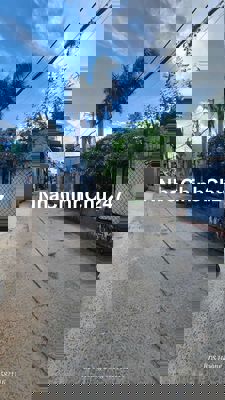 Đất ngay ngã tư Gò Mây,300m2 đất full thổ cư. Chủ ngợp ngân hàng