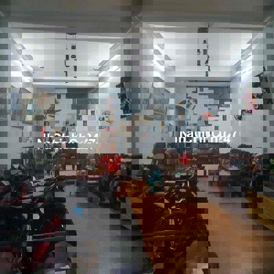 Chính Chủ Bán nhà 2 tầng mặt tiền Lê Vĩnh Khanh sát bến xe Đà Nẵng