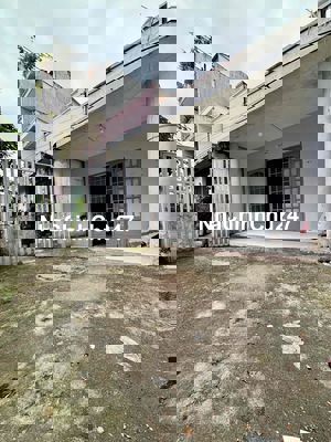 Chính chủ bán nhà diện tích lớn. Gần mặt tiền Nguyễn Văn Nghi