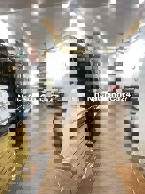 chính chủ cần bán chung cư BMM xa la hà đông