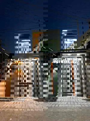 Chủ Cần Bán Gấp Nhà Lầu Ngay Trạm Thu Phí Bửu Long Chỉ 700Tr