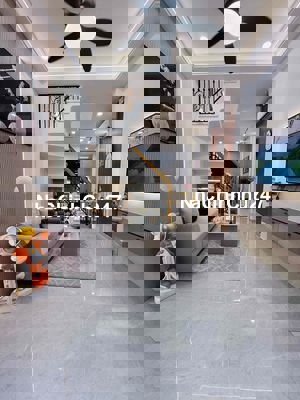 Nhà chính chủ mới đẹp dt 3,5 x9 trệt lầu hẻm oto phan huy ích p 15