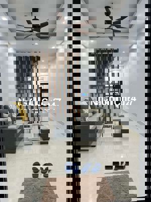 Chính chủ bán nhà 2 tầng ngõ 271 bùi xương trạch, 2 ngủ, full nội thất