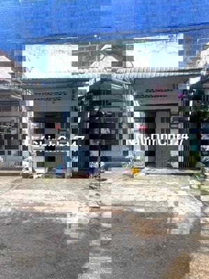 chinh chủ bán nhà và 2 phòng trọ, sát đường lớn giá thương lượng mạnh