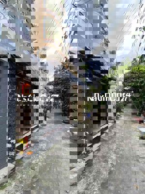 Bán nhà chính chủ Bùi Minh Trực Quận 8, 55m2, 5 tầng.