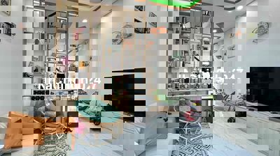 Chủ chuyển công tác bán nhà cách Khu Đô Thị Đông Tăng Long 200m