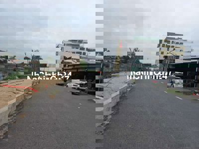 Ban can nha Mat Tien Song Tham Luong .view dep chinh chu