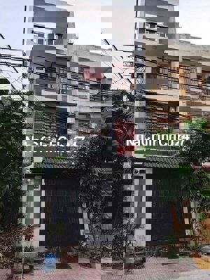 CHÍNH CHỦ CẦN BÁN NHANH CĂN NHÀ MẶT TIỀN QUẬN 8.