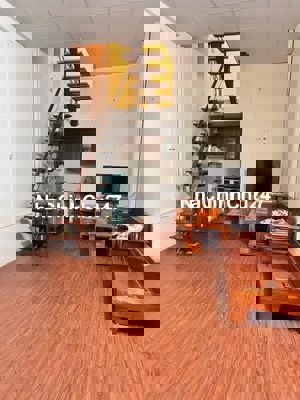 CHÍNH CHỦ CẦN BÁN NHANH căn nhà vị trí đẹp tại quận Đống Đa, TP Hà Nội