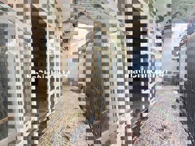 Căn nhà mặt tiền đường Bàu Tre SHR 123m2 chủ gửi bán gấp 760 triệu