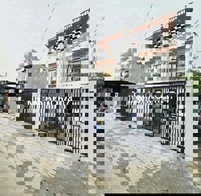 NHÀ 1T/2L TRUNG TÂM PHÚ LỢI, CHỦ GIẢM 300TR BÁN GẤP