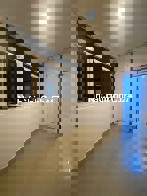 TÔI CHỦ CĂN HỘ CẦN BÁN - CĂN HỘ - 81m2, 3PN, 2 WC- CC Hoàng Kim