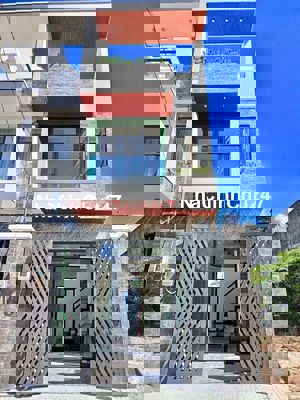 CHÍNH CHỦ CẦN BÁN GẤP NHÀ giá 1ty650 còn thương lượng