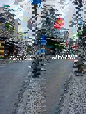 Ban nha chinh chu hem xe o to thong khu dan cu