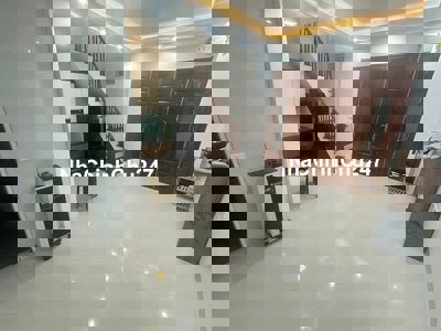 CHÍNH CHỦ - NHÀ THỊNH LIỆT - GIÁP NHỊ