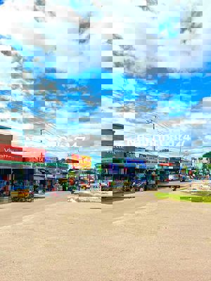 CHỦ CẦN TIỀN MỞ SPA NHỜ RA NHANH LÔ ĐẤT NGAY CHỢ