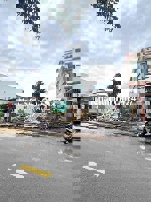 Chính Chủ Lô MT NGUYỄN ĐÌNH CHIỂU 182m2 _ NAM VIỆT Á _ 7m5 Xây VILLA