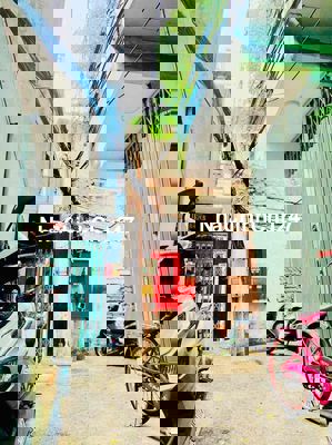 CHÍNH CHỦ BÁN NHÀ LÒ GỐM Q6, HẺM SÁT MẶT TIỀN, 3 TẦNG, 30M2, 2TỶ9