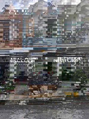 Chính chủ ngộp bán gấp cuối năm,100m2,shr,750tr. còn bớt