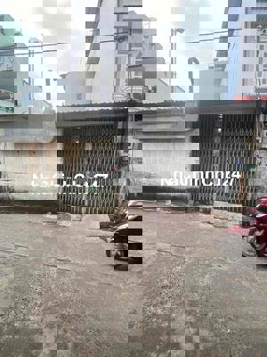 tôi chính chủ bán ngang 8m