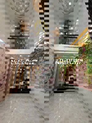 CĂN NHÀ CHÍNH CHỦ CẦN BÁN GẤP 88M2 - 5 TẦNG QUANG TRUNG GÒ VẤP HCM