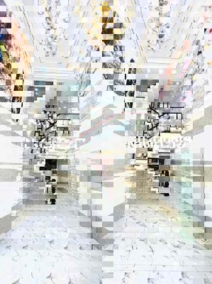 Chủ cần bán gấp siêu phẩm 5 tầng Mã Lò- sát Tân Phú- ô tô vô nhà.