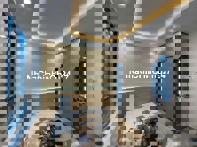 HÀNG NÓNG Chính Chủ bán nhà Đẹp Phố ẩm thực, đất vàng Phan Xích Long.