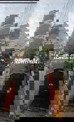 BÁN NHÀ 1 ĐỜI CHỦ CHƯA QUA ĐẦU TƯ GẦN TRƯỜNG CA GẦN ĐỘI ĐĂNG KIỂM  BT