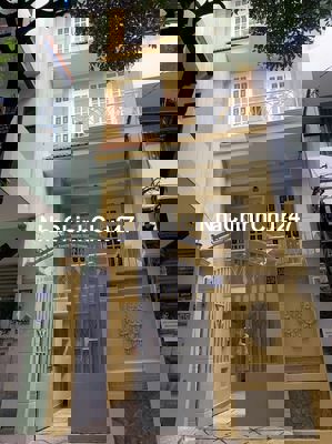 Bình Thạnh - chính chủ cần bán nhà 5 tầng DTSD 259m2