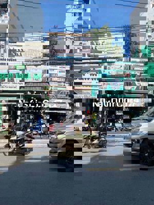 MẶT TIỀN CHÍNH CHỦ VỊ TRÍ SẦM UẤT THỐNG NHẤT, P11, GÒ VẤP HOA HỒNG 1%