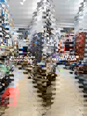 Nhà Lê Văn Sỹ giáp Q3 chủ 1 đời -30m2-3 tầng -4.7 tỷ