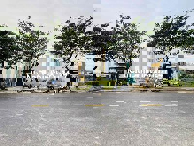 Chủ cần tiền bán nhanh lô đất đường Trương Minh Hùng 10m5