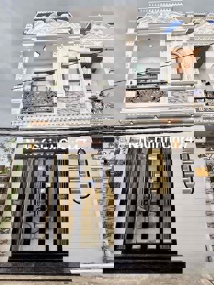 Chính chủ bán nhà trục chính hẻm 147 (LT 12-20) đường Nguyễn Văn Cừ