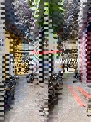 CHÍNH CHỦ BÁN CĂN ĐẠI LA - HAI BÀ TRƯNG 25m ,8tỷ KINH DOANH , OTO