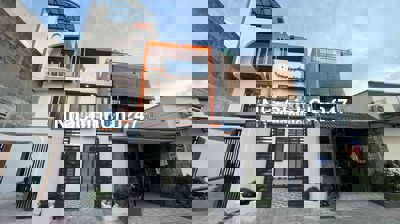 CHỦ KẸT TIỀN CẦN RA GẤP