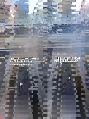 Chính chủ cần bán gấp nhà mới xây DT 40m2 bao sang tên