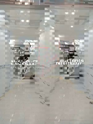 Bán nhà chính chủ hẽm ba gác khu C Phạm Hùng.  Dt 4x12.  Giá 3ty1 (TL)