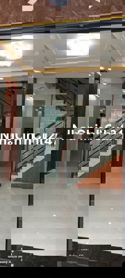 chính chủ bán nhà DT:4x14 giá 2,95 tỷ ,lầu,CCVB,hbc,thủ đức