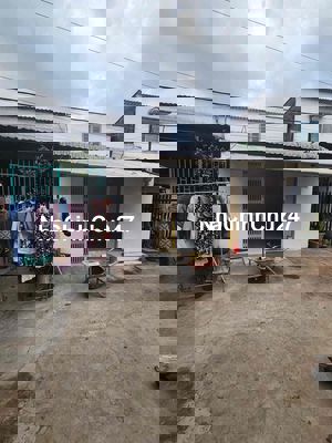 CHÍNH CHỦ BÁN NHÀ TRỆT LỬNG TRỤC CHÍNH HẺM ĐƯỜNG LÀNG HOA BÀ BỘ Ở CHỢ