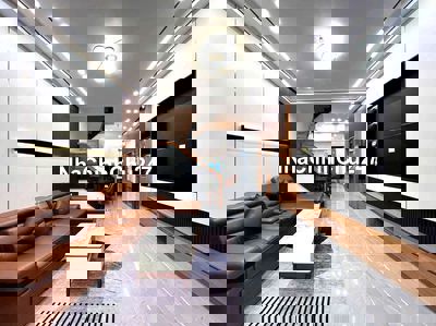 Chủ bán gấp nhà Thuận An giá 1ty250tr có 85m2 gần vincom Dĩ An