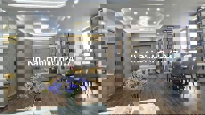 Chính chủ bán chung cư CT4-4 Mễ Trì Hạ, 120 m2, 4 PN, 2 vs nhà đẹp